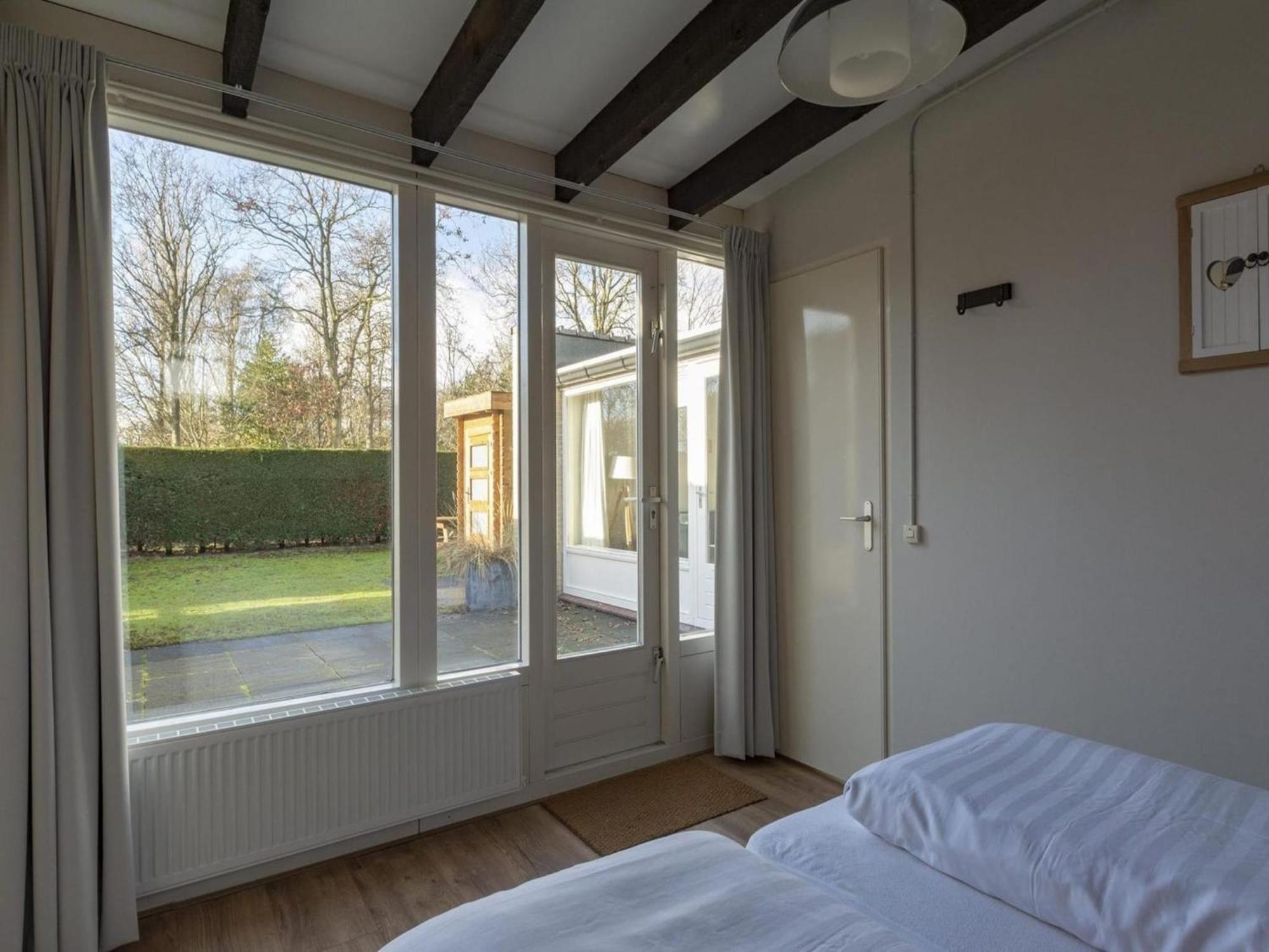 Contemporary Bungalow With Garden Sint Maartensvlotbrug 外观 照片