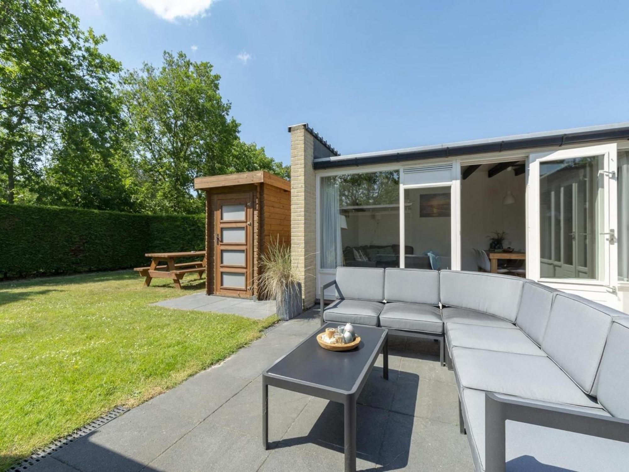 Contemporary Bungalow With Garden Sint Maartensvlotbrug 外观 照片